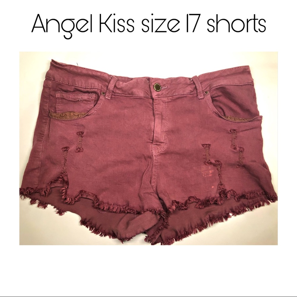 Pink Angel Kiss size 17 shorts $3.00